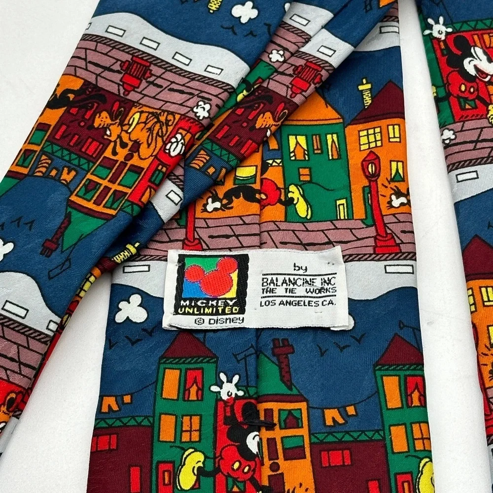 Balancine Tie Works Disney Mickey & Co. Neck Tie‎ - Mickey Mouse Walking Pluto